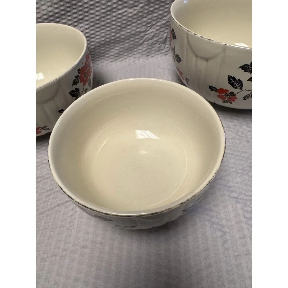 Vintage Poppy Hall Ceramic 3 Piece Bowl Set 8.75